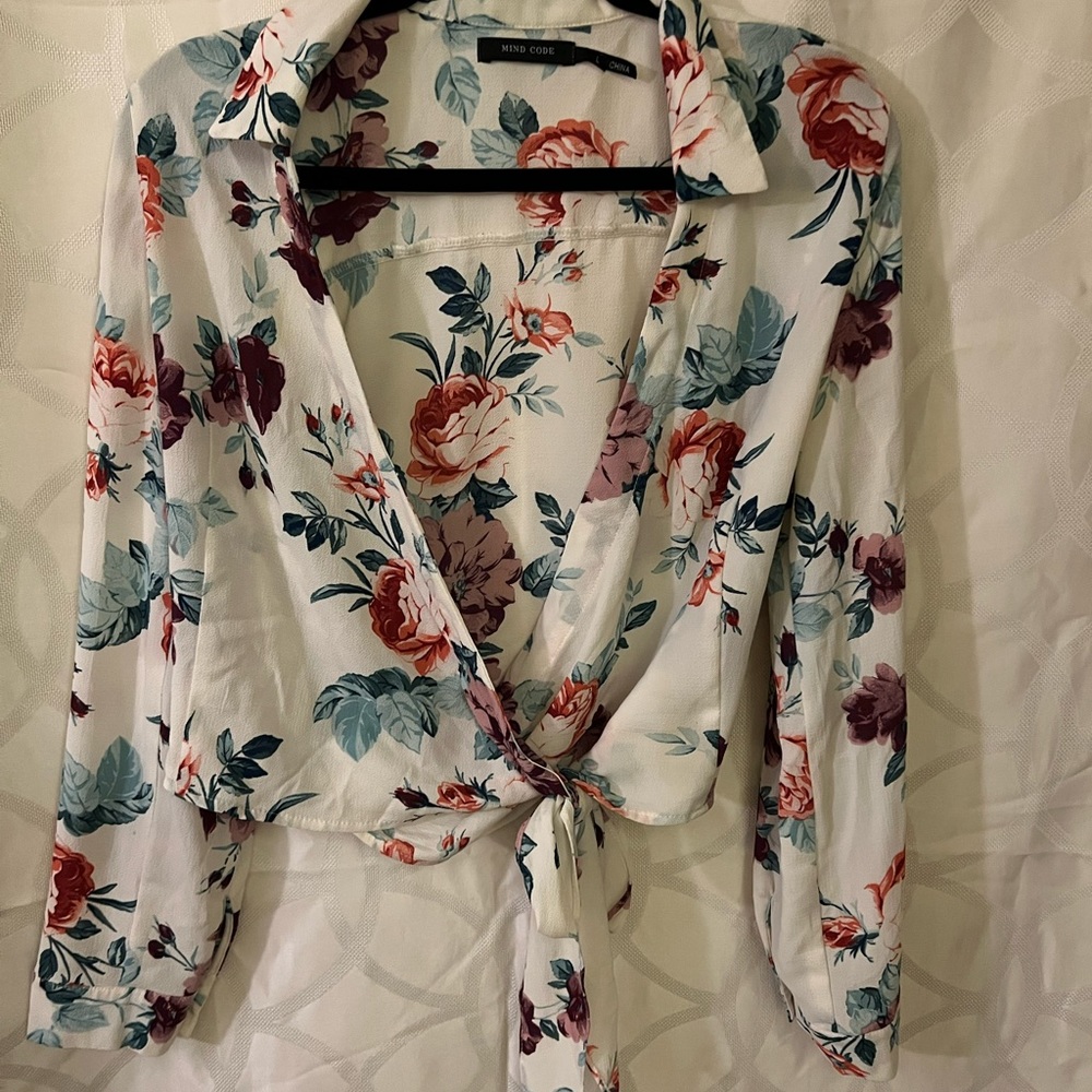 Women’s Floral Blouse